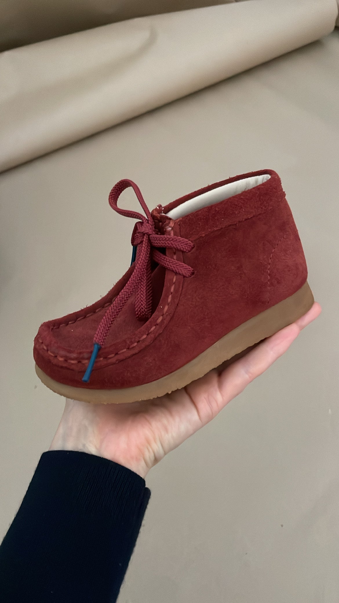Wallabee, 25
