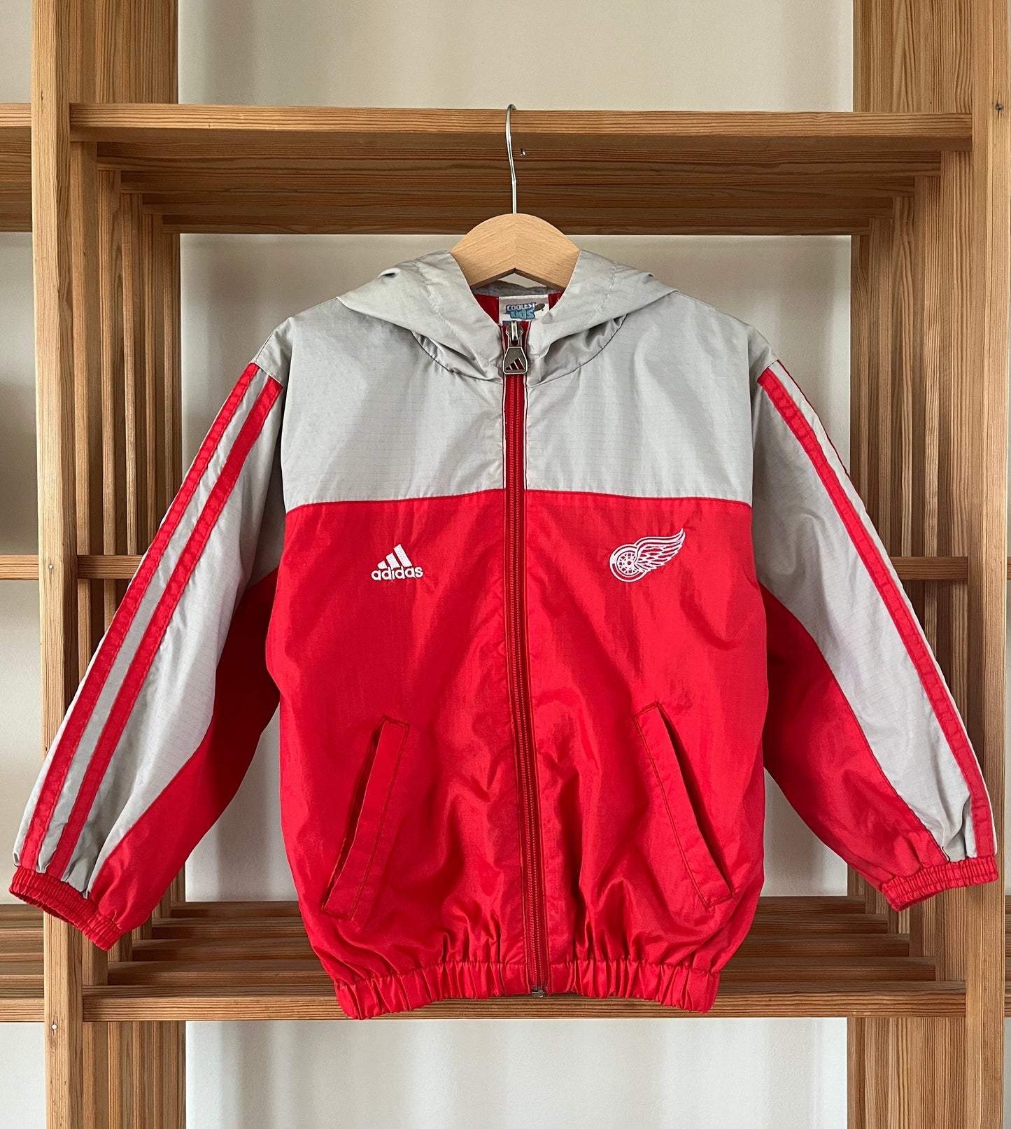 Wind breaker, 4 years (98/104)