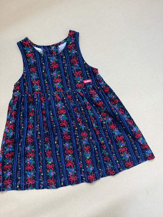Christmas dress, 110